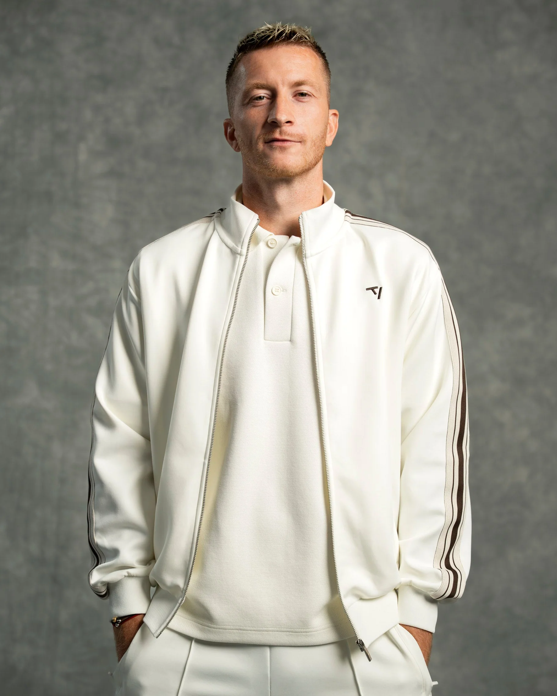 Club Zip Jacke "Off White"