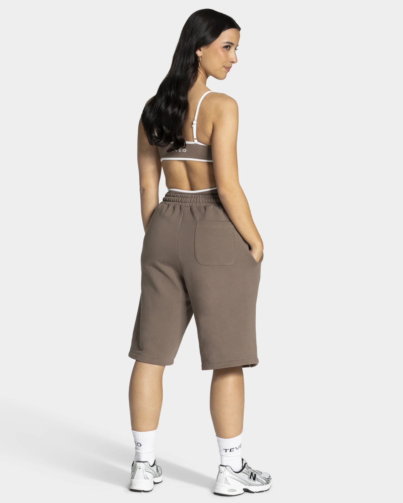 Contrastline Oversized Jorts "Mokka" - Image 5