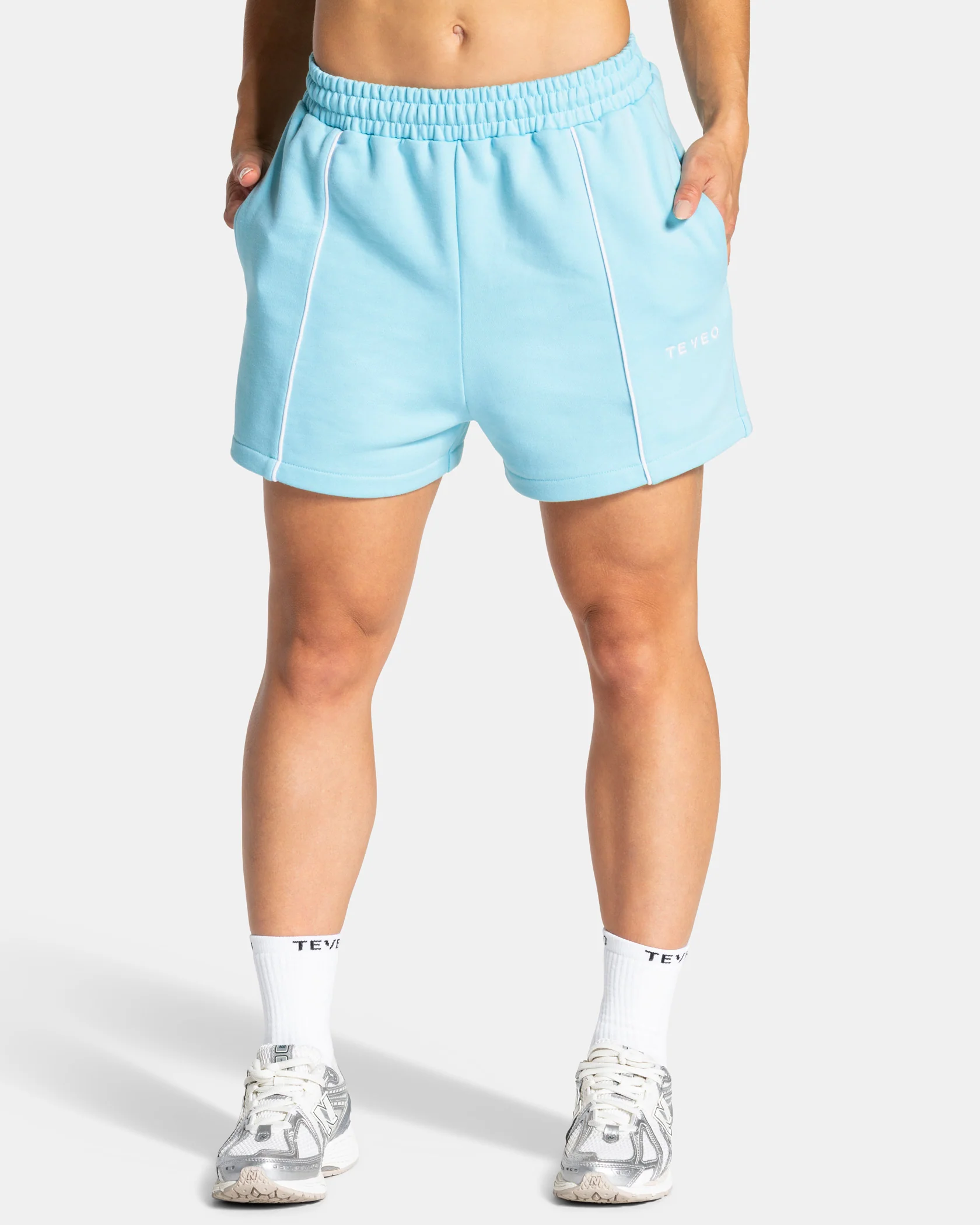 Contrastline Oversized Shorts "Arctic Blue"
