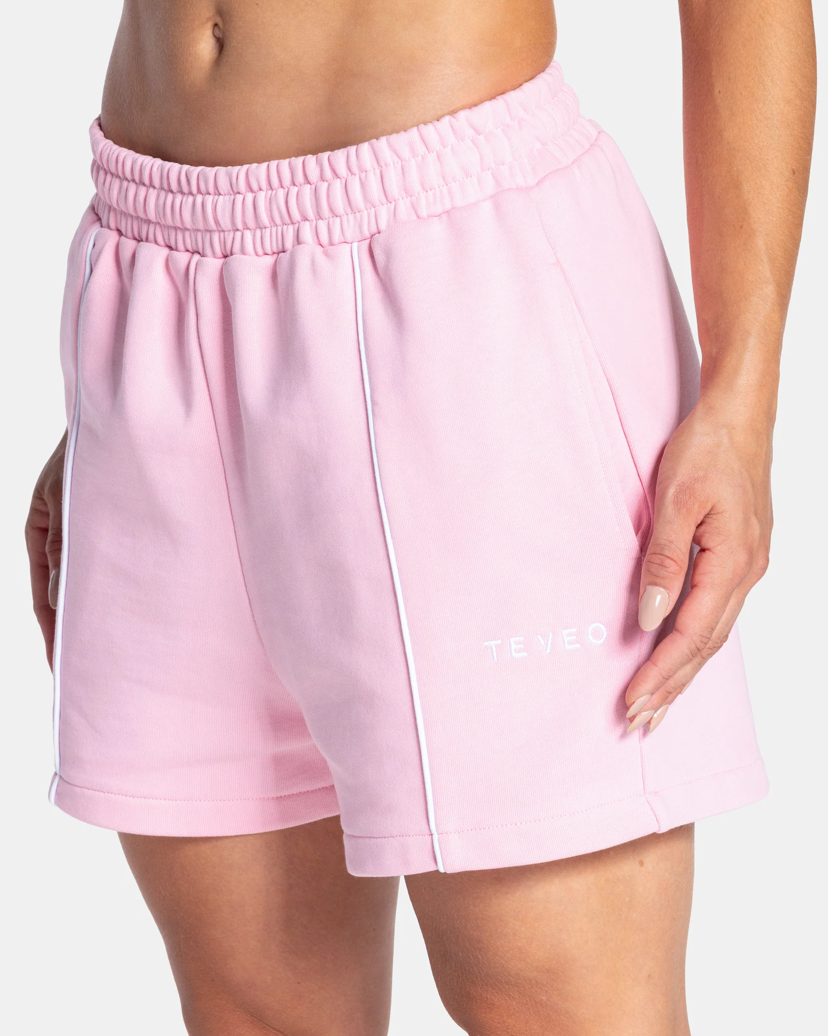 Contrastline Oversized Shorts "True Pink" - Image 4