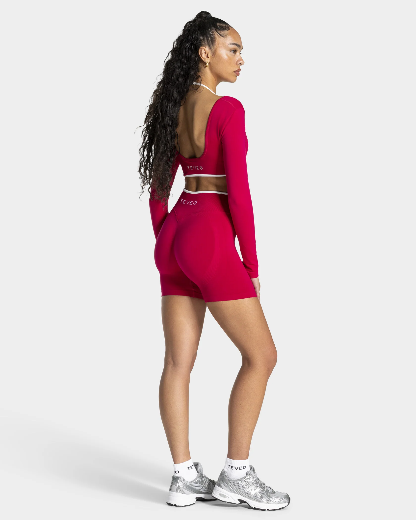 Contrastline Shorts "Raspberry" - Image 5