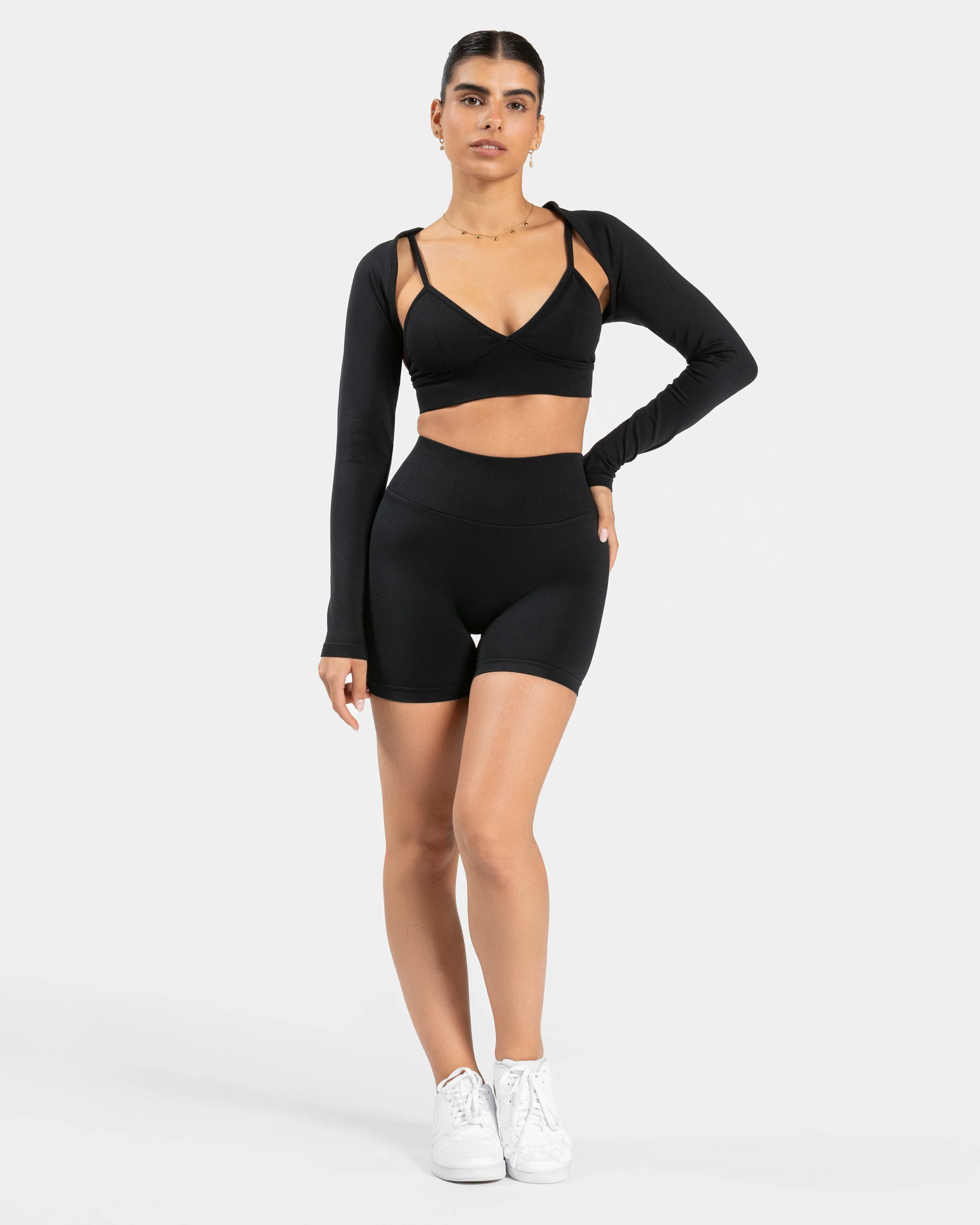Essence Bolero "Schwarz" - Image 3
