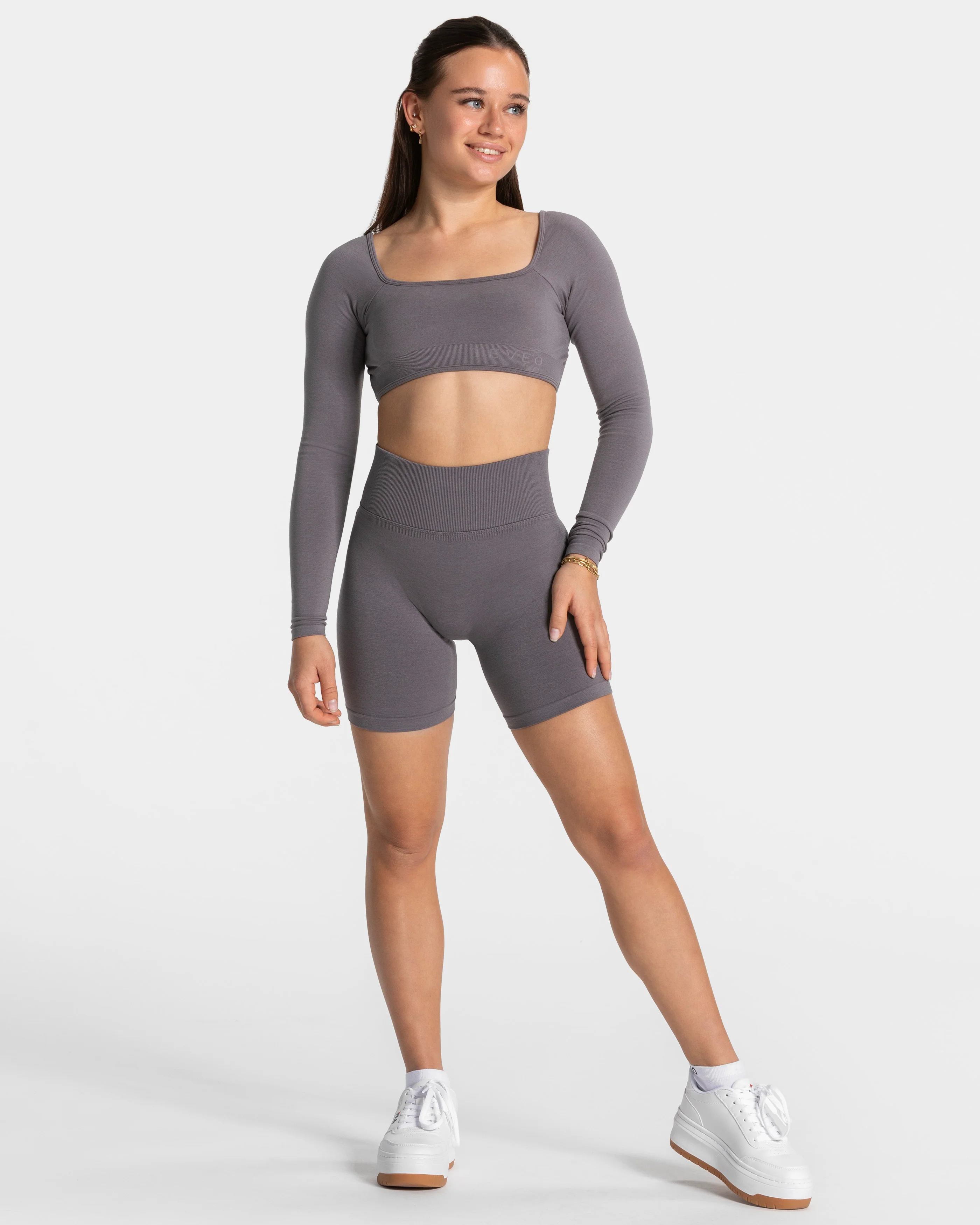 Femme Sculpt Scrunch Shorts "Graphit" - Image 3