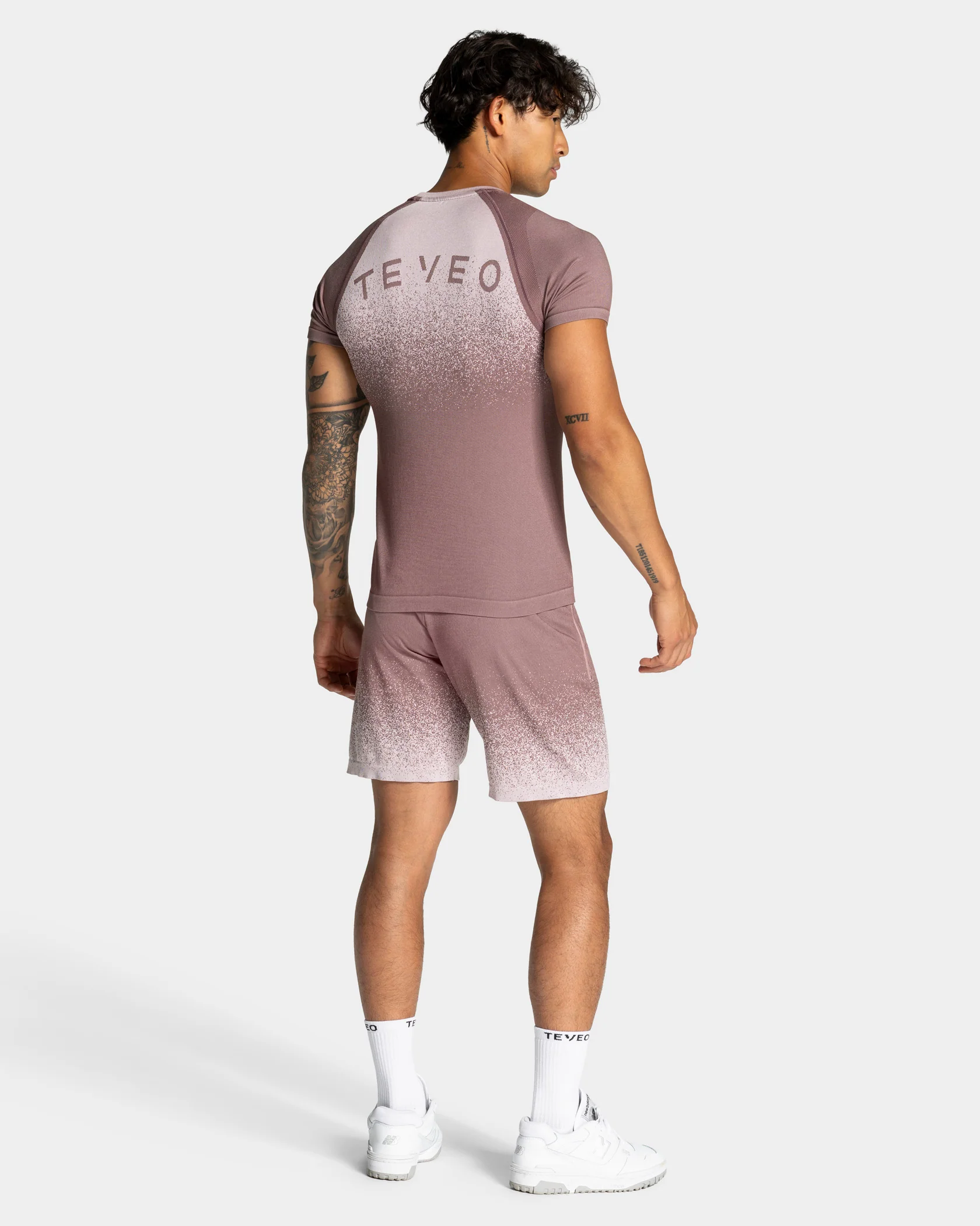 Lift Seamless Shorts "Mauve" - Image 5