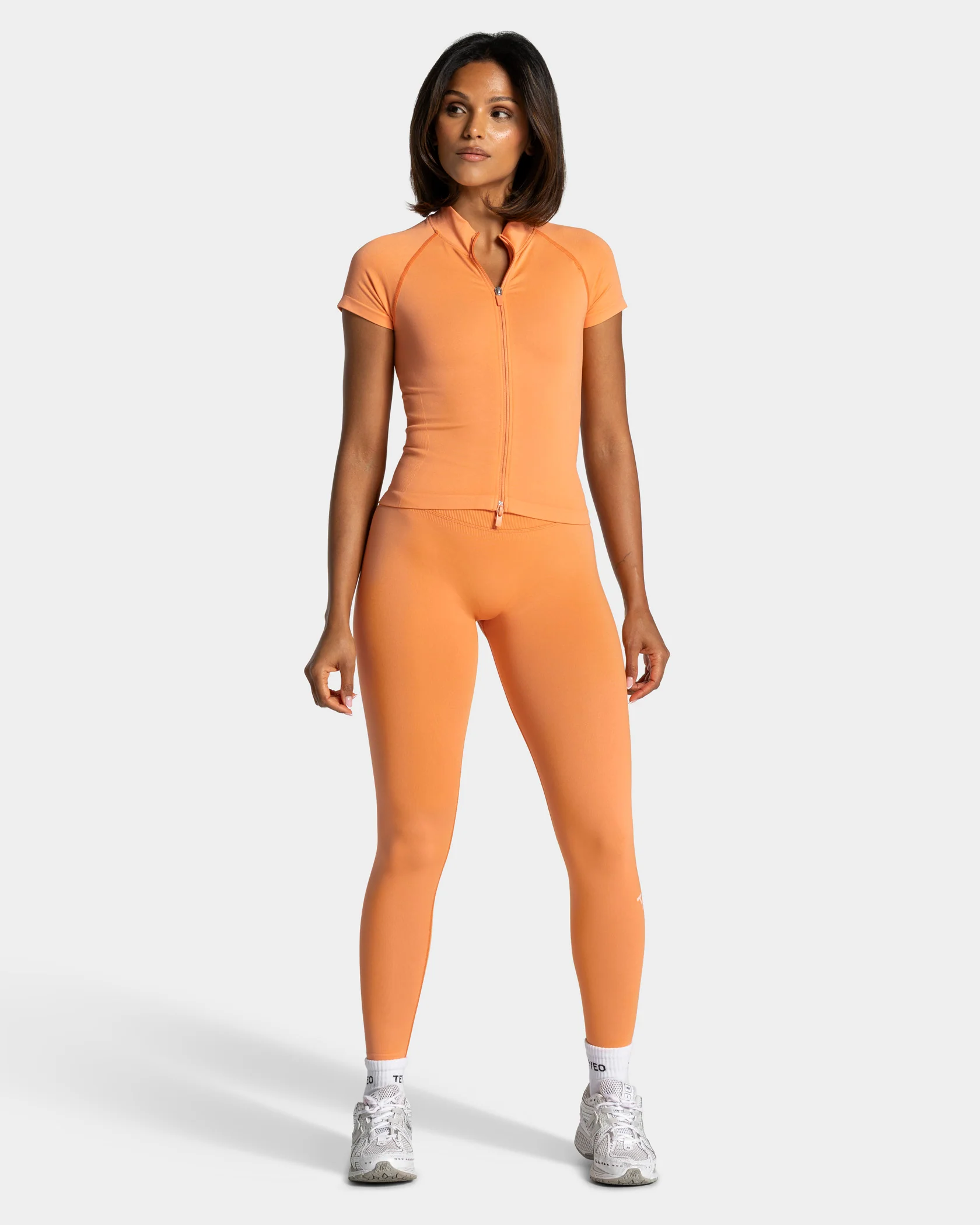 Lift Zip Shortsleeve "Apricot" - Image 3