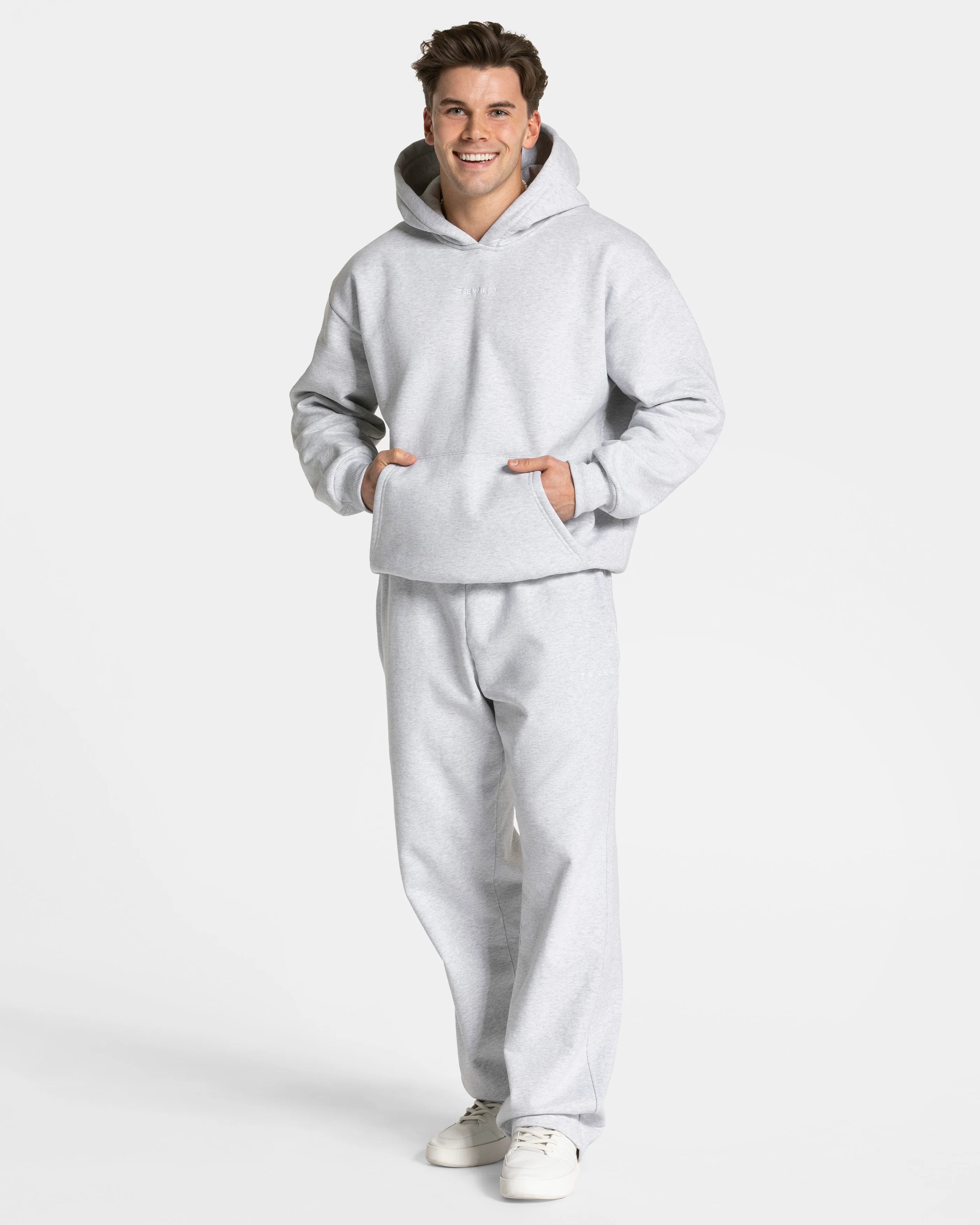 RI’VAIV Straight Leg Jogger "Hellgrau" - Image 3