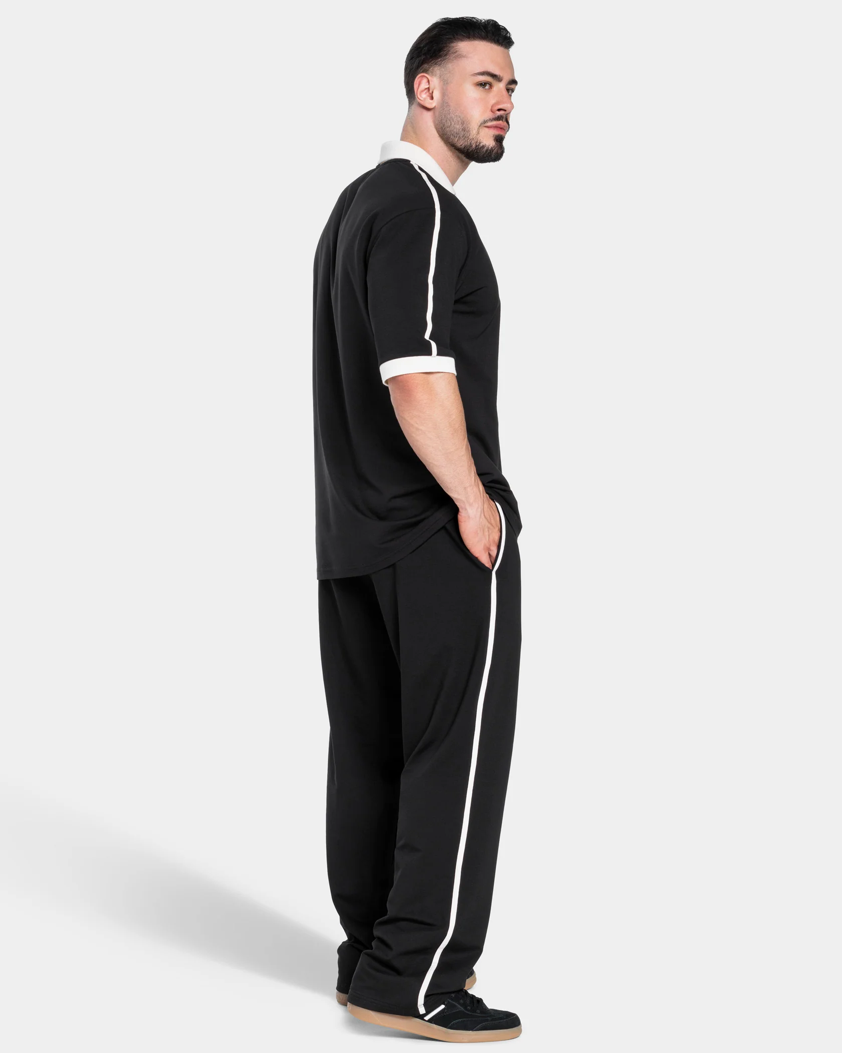 Soft Polo T-Shirt "Schwarz" - Image 5