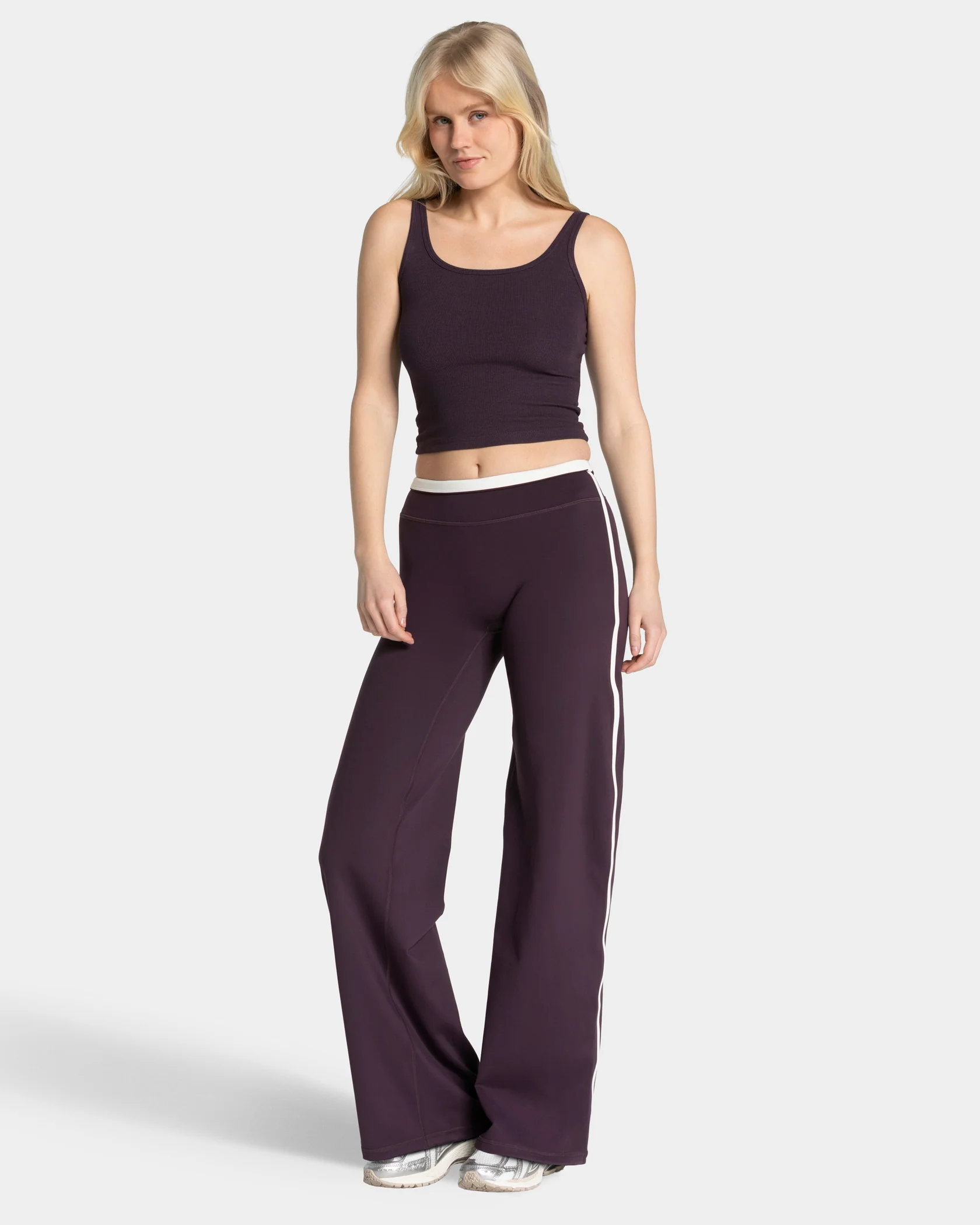 Soft Straight Leg Pants Tall "Blackberry" - Image 3