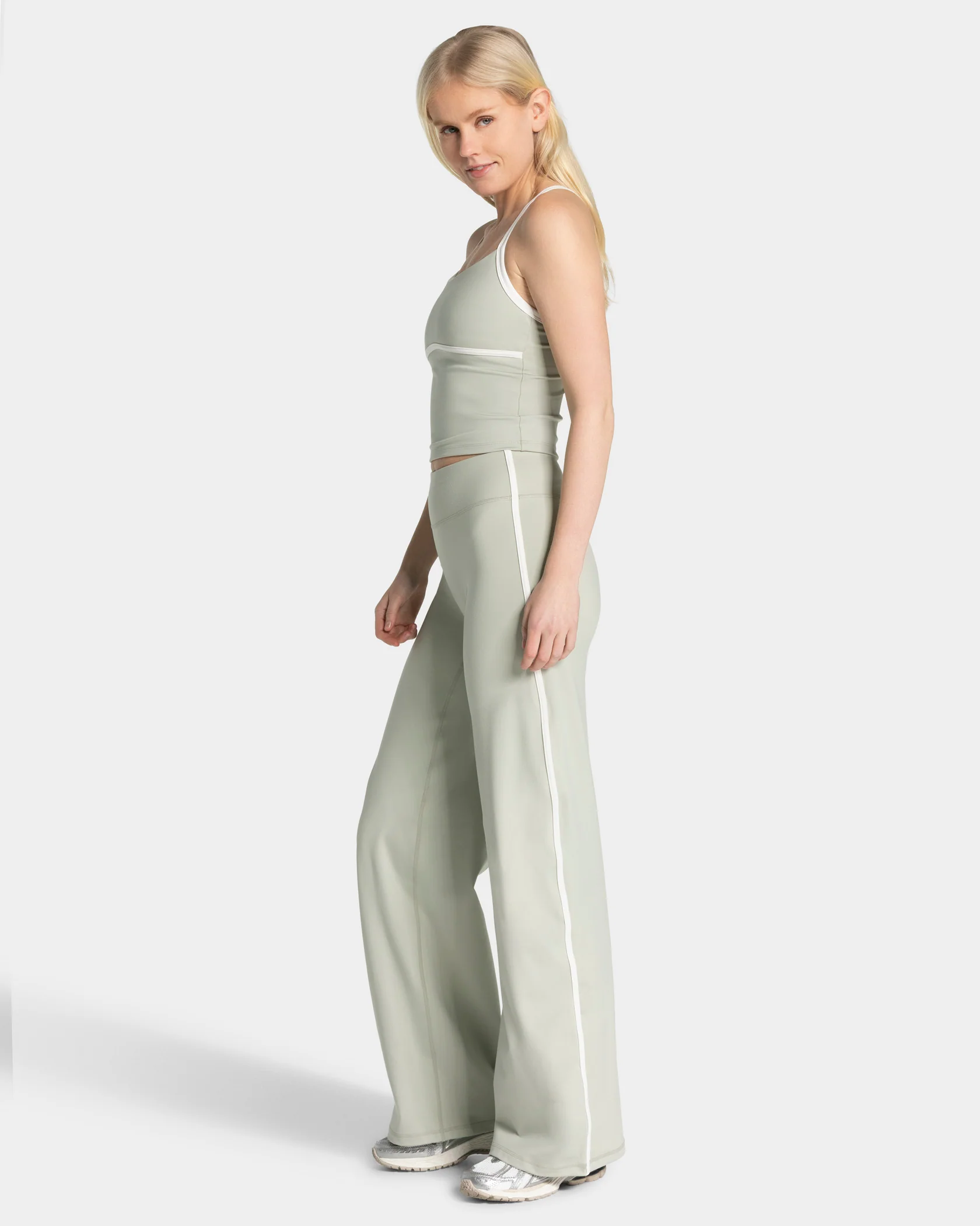 Soft Straight Leg Pants Tall "Pistachio" - Image 3