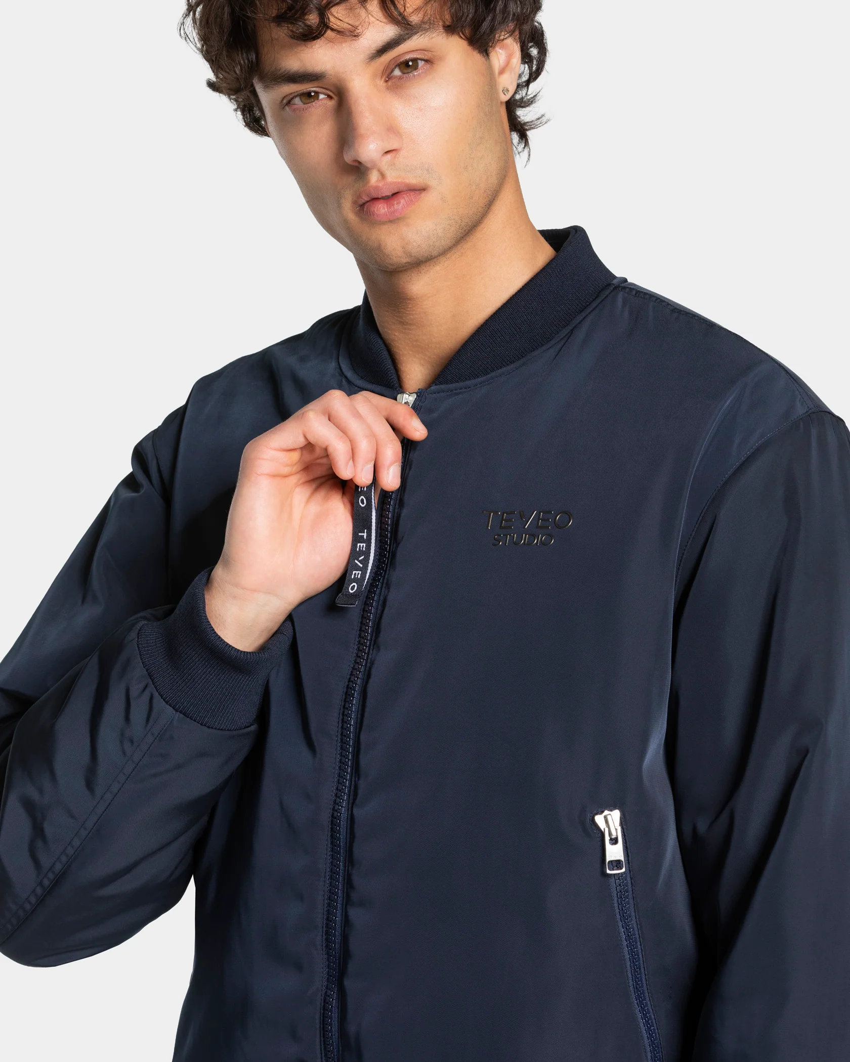 Soft Studio Bomberjacke "Midnight" - Image 4