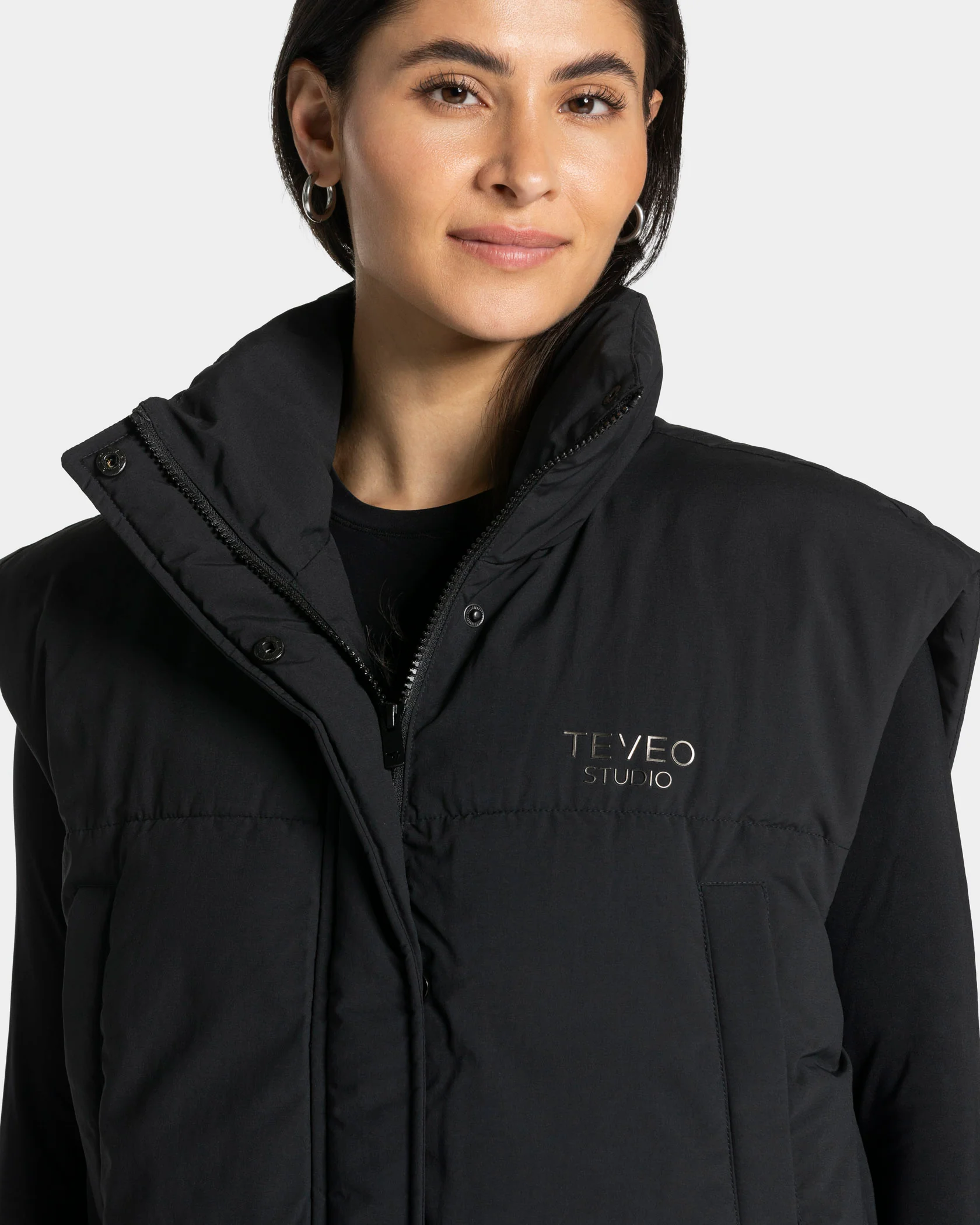 Studio Puffer Weste "Schwarz" - Image 4