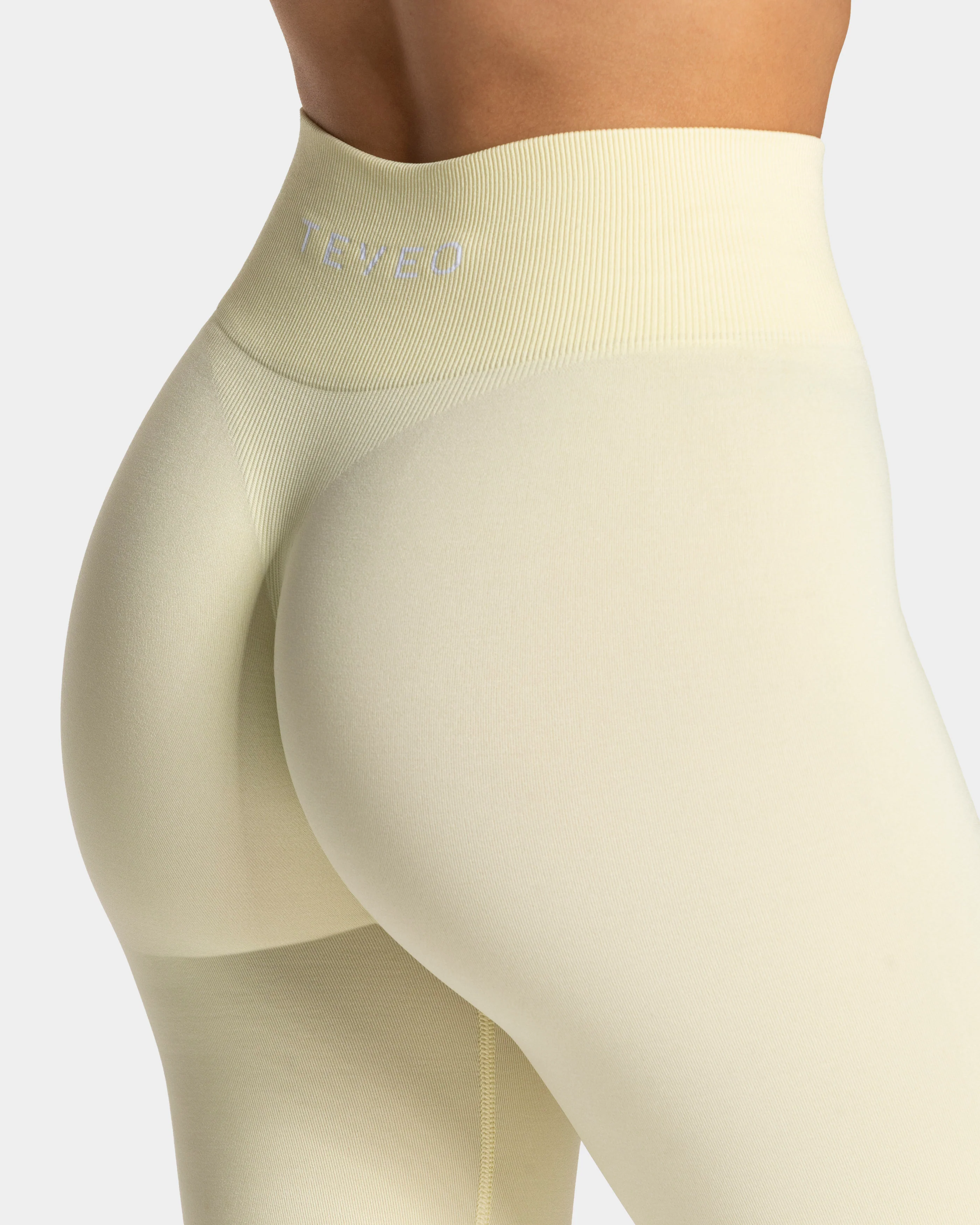 Timeless Pro Covert Scrunch Leggings "Butter Yellow" - Image 4
