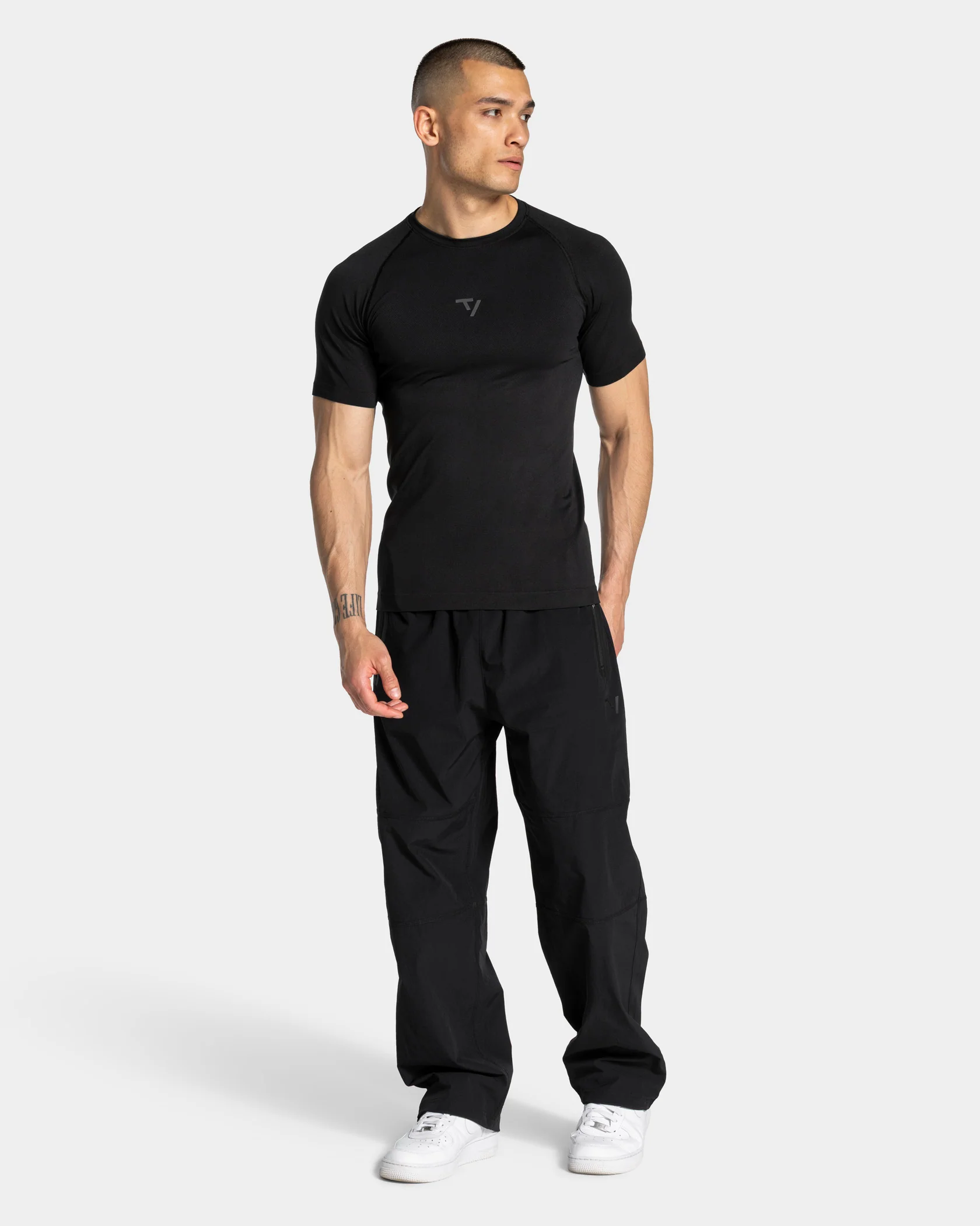 Workout Seamless T-Shirt "Schwarz - Anthrazit" - Image 3